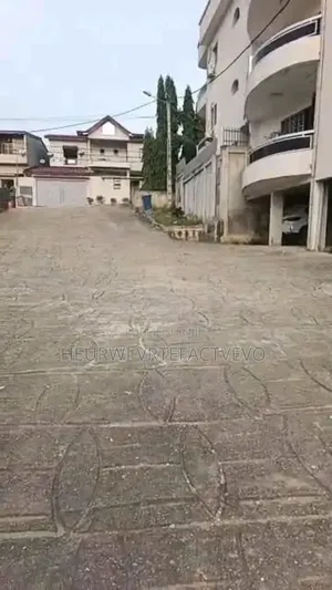 Terrain en Vente À Cocody Angre Saint Viateur