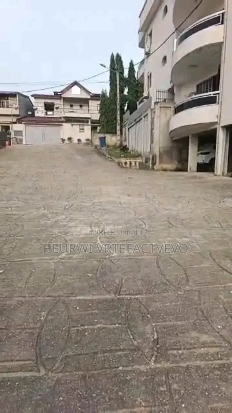Terrain en Vente À Cocody Angre Saint Viateur