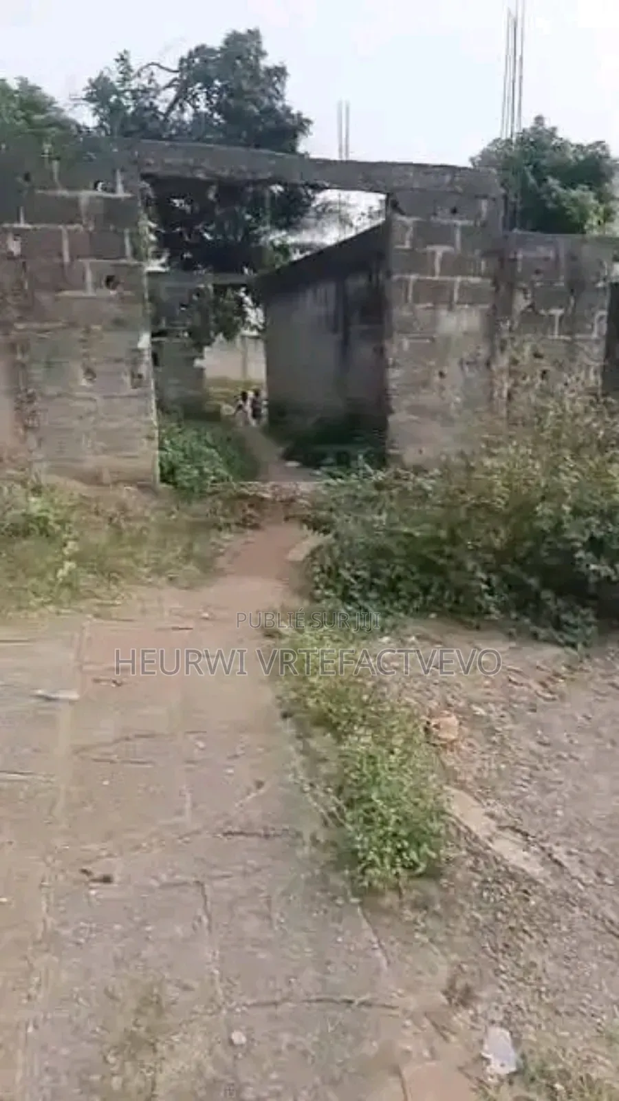 Terrain en Vente À Cocody Angre Saint Viateur