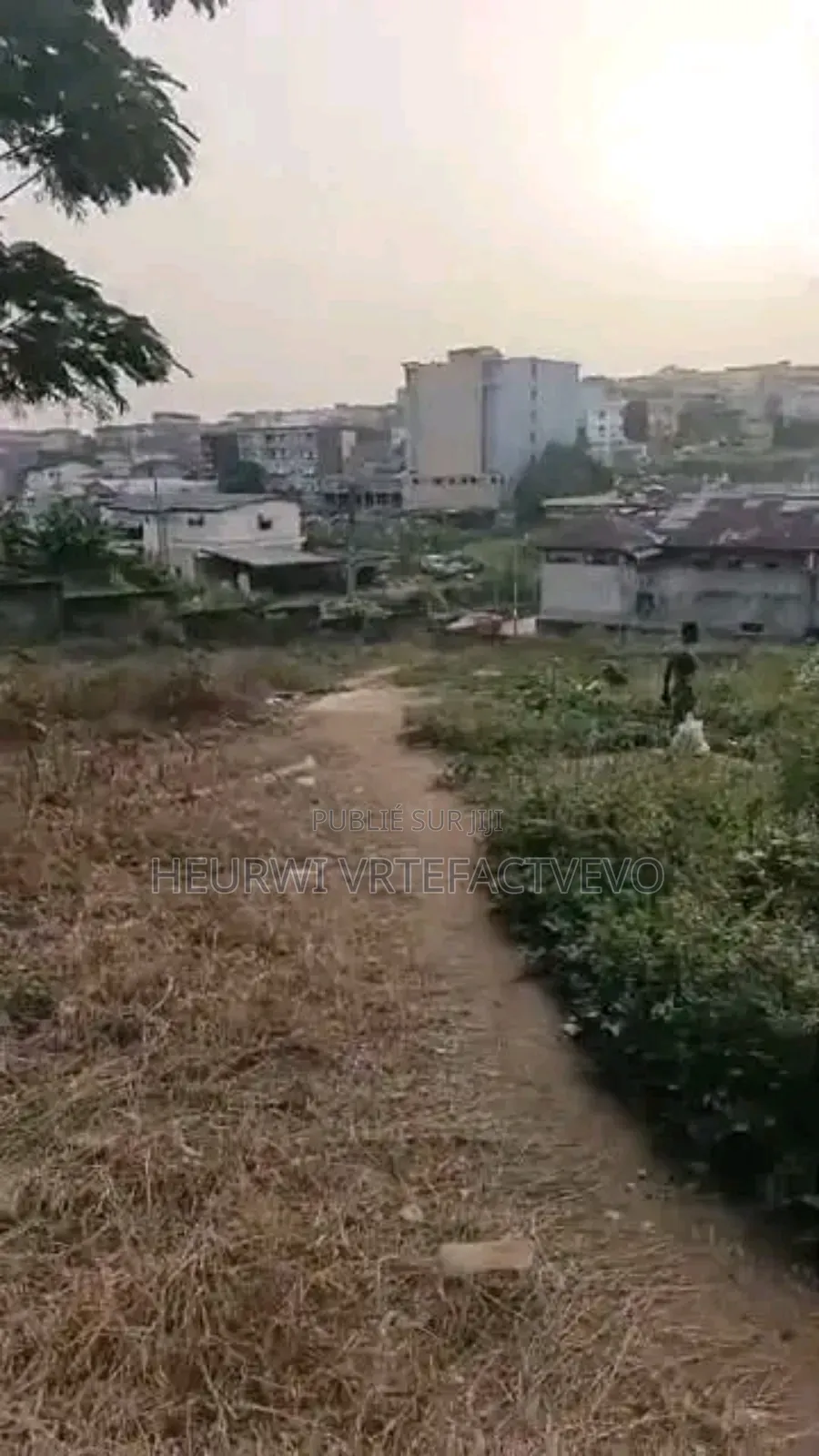 Terrain en Vente À Cocody Angre Saint Viateur