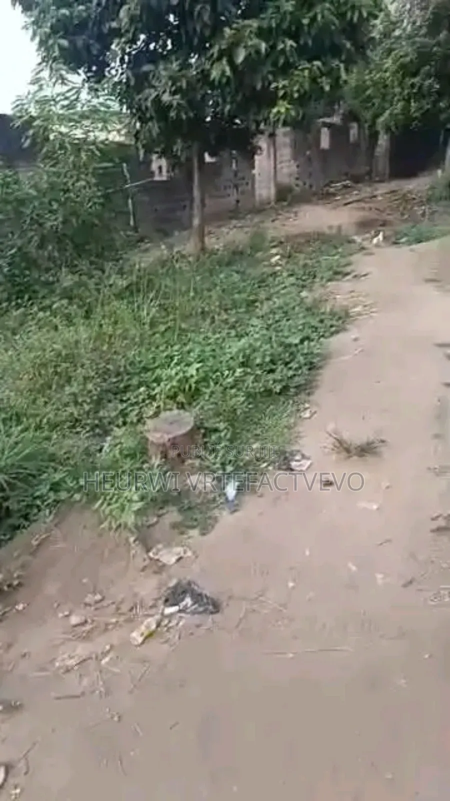 Terrain en Vente À Cocody Angre Saint Viateur