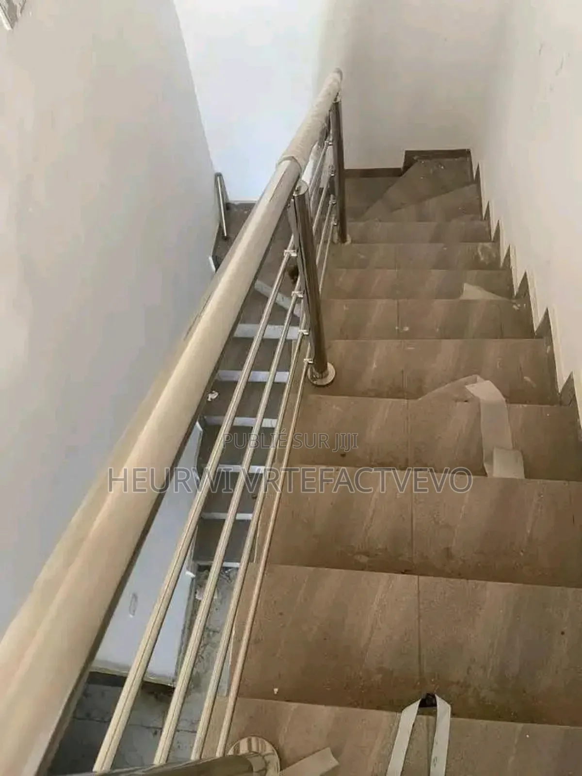 8chbre Duplex dans Akandje, Bingerville à Vendre