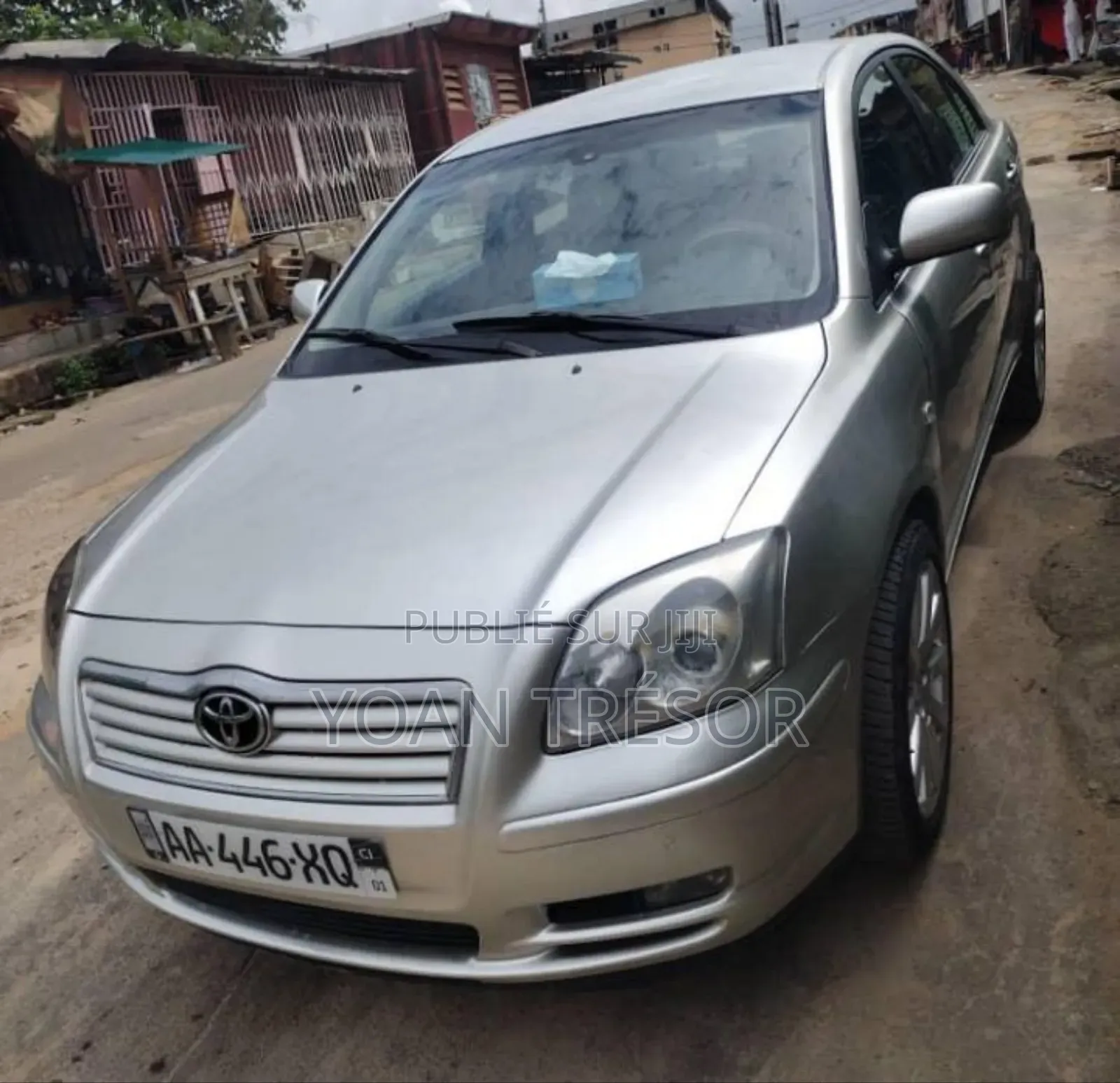 Toyota Avensis 2007 Doré