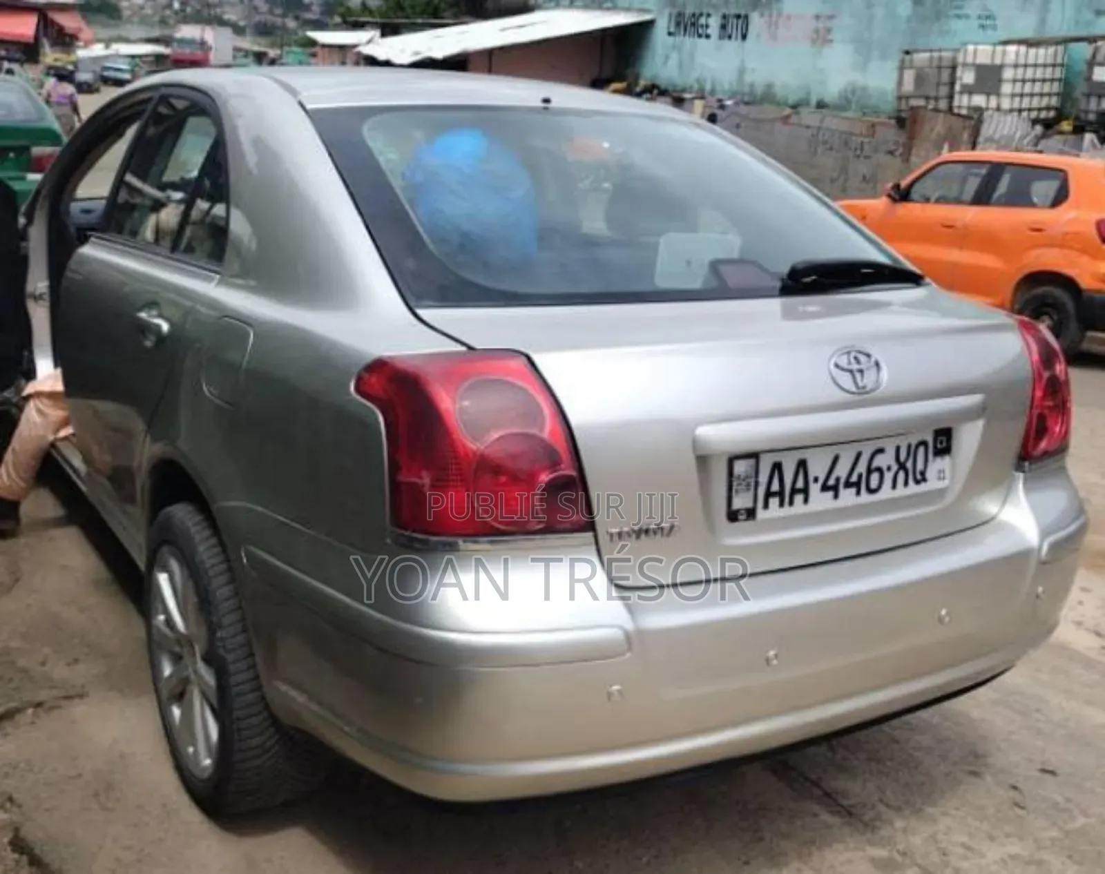 Toyota Avensis 2007 Doré