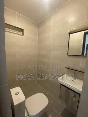 2chbre Appartement dans Francis Gweh, Cocody à Louer