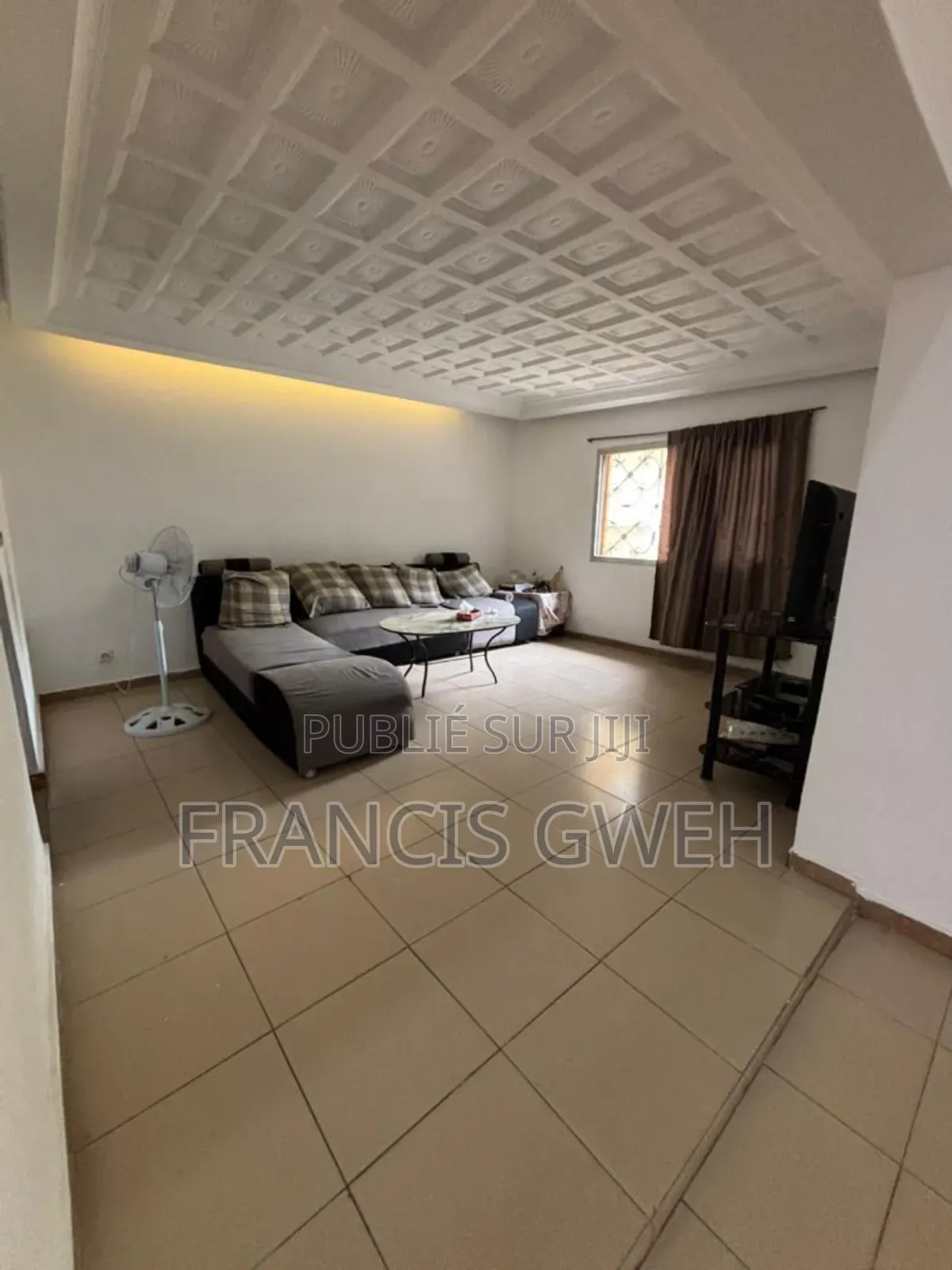 6chbre Villa dans Francis Gweh, Cocody à Louer