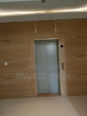 3chbre Appartement dans Francis Gweh, Cocody à Louer