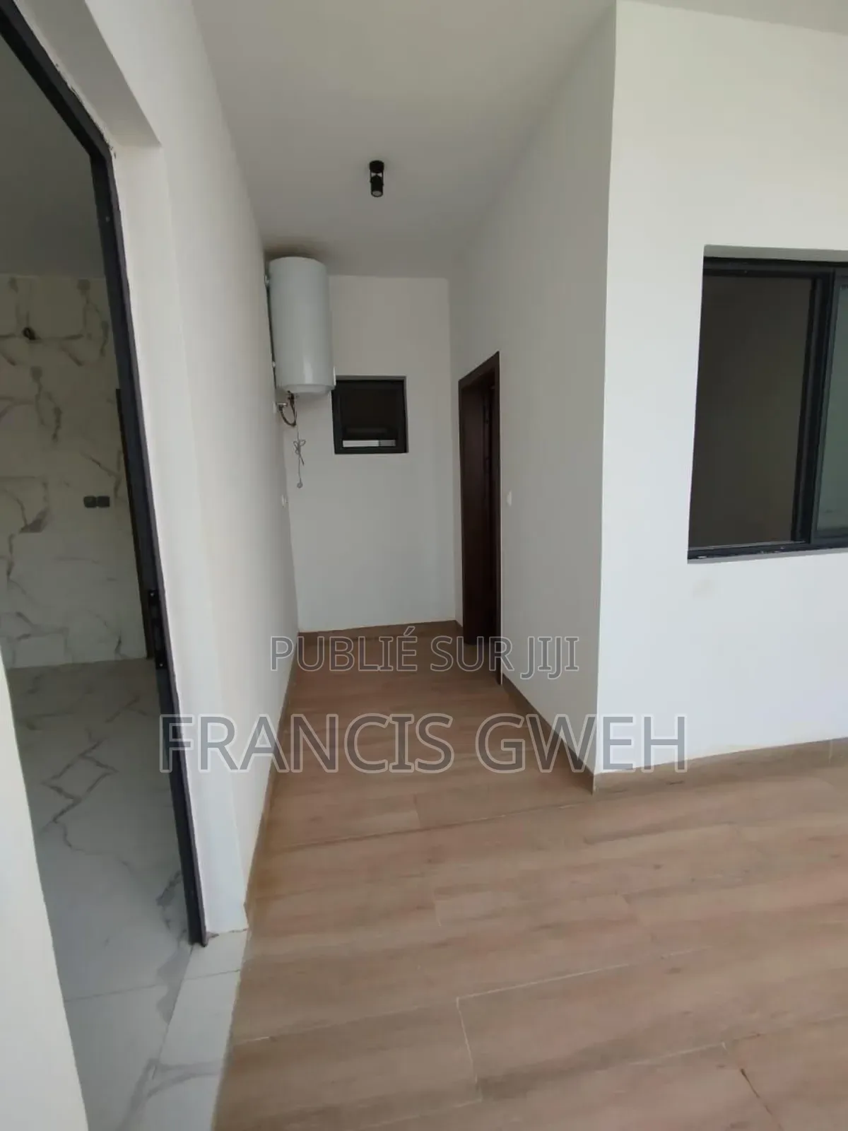3chbre Appartement dans Francis Gweh, Cocody à Louer
