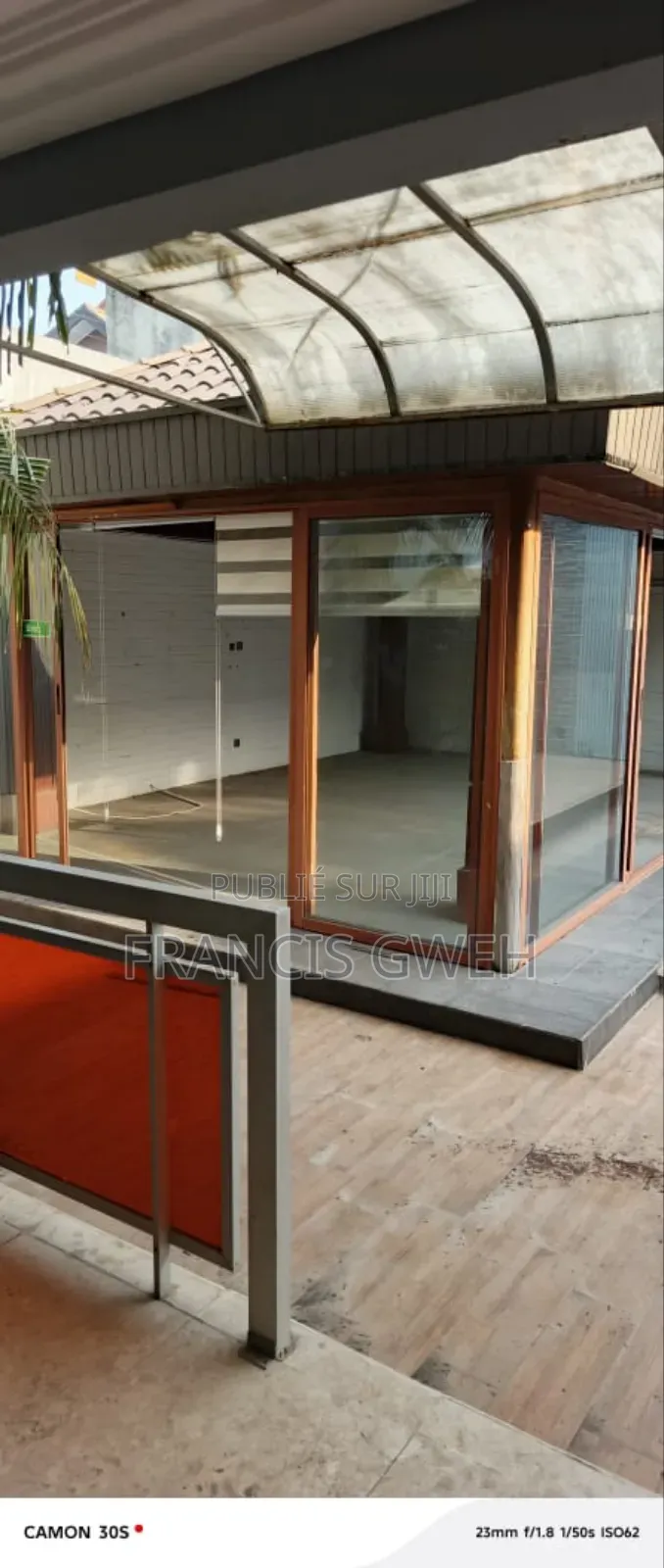 5chbre Duplex dans Francis Gweh, Cocody à Vendre