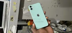 Apple iPhone 11 64 GB Vert