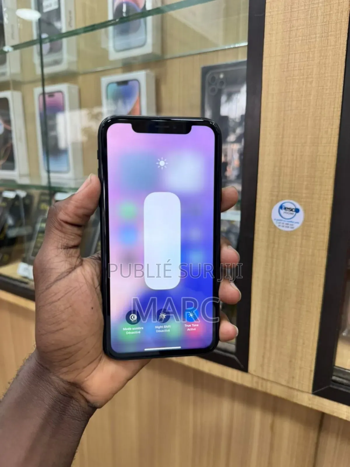 Nouveau Apple iPhone XR 128 GB Noir