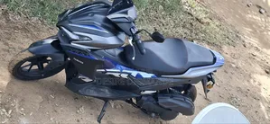 Yamaha Autre 2025 Bleu