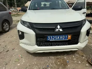 Mitsubishi L200 2022 Blanc