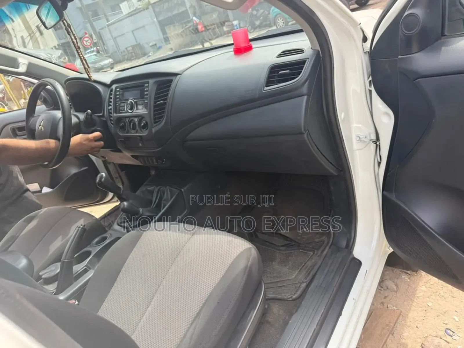 Mitsubishi L200 2022 Blanc