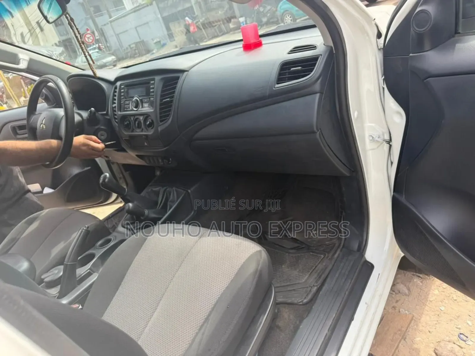 Mitsubishi L200 2022 Blanc