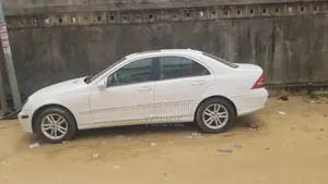 Mercedes-Benz C200 2001 Blanc