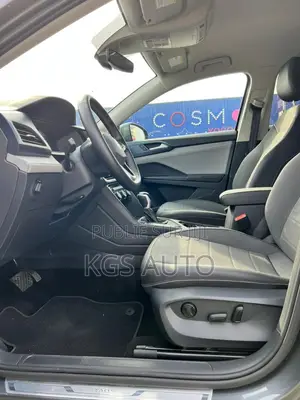 Volkswagen Taos SE 4MOTION 2024 Gris