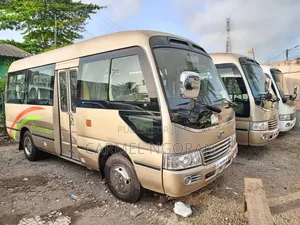 Nouveau Autobus 2025 Beige
