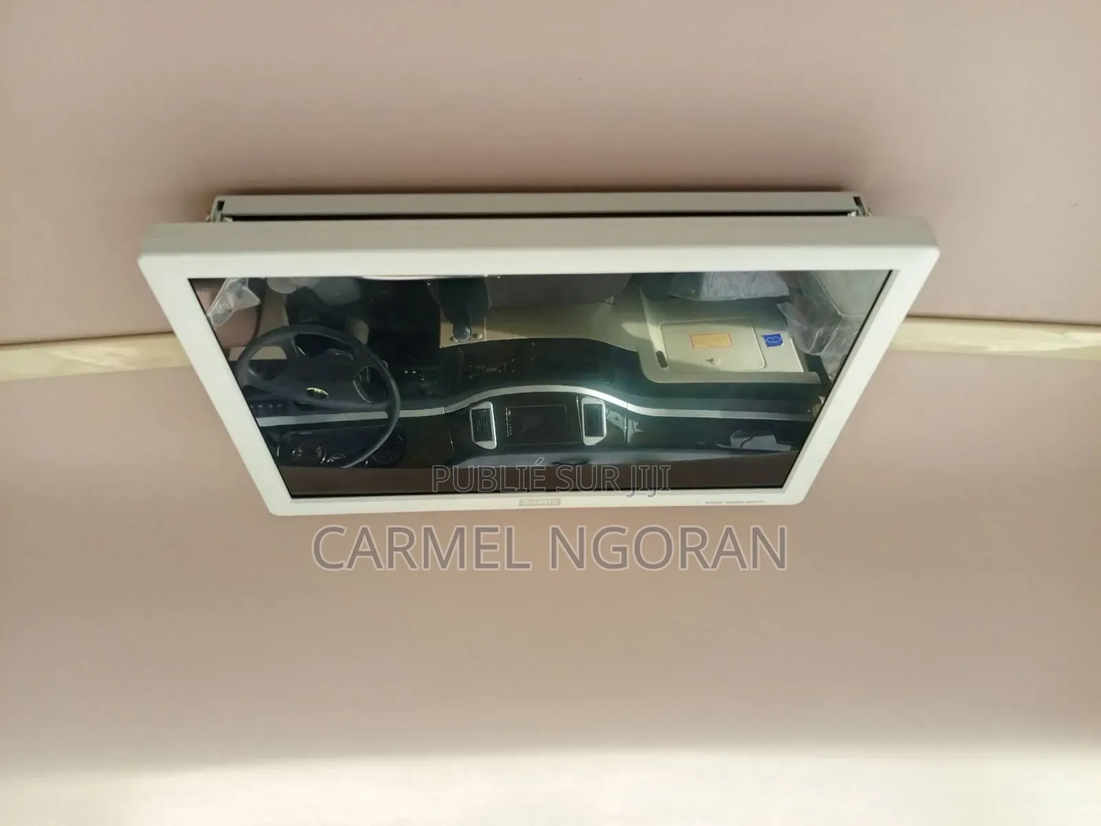 Nouveau Autobus 2025 Beige