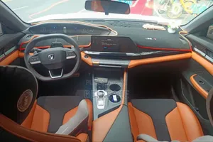 Changan UNI-V 2025 Blanc