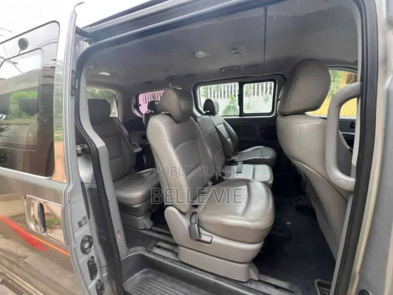 Hyundai H1 2016 Beige