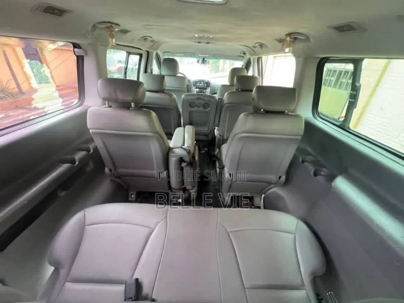 Hyundai H1 2016 Beige