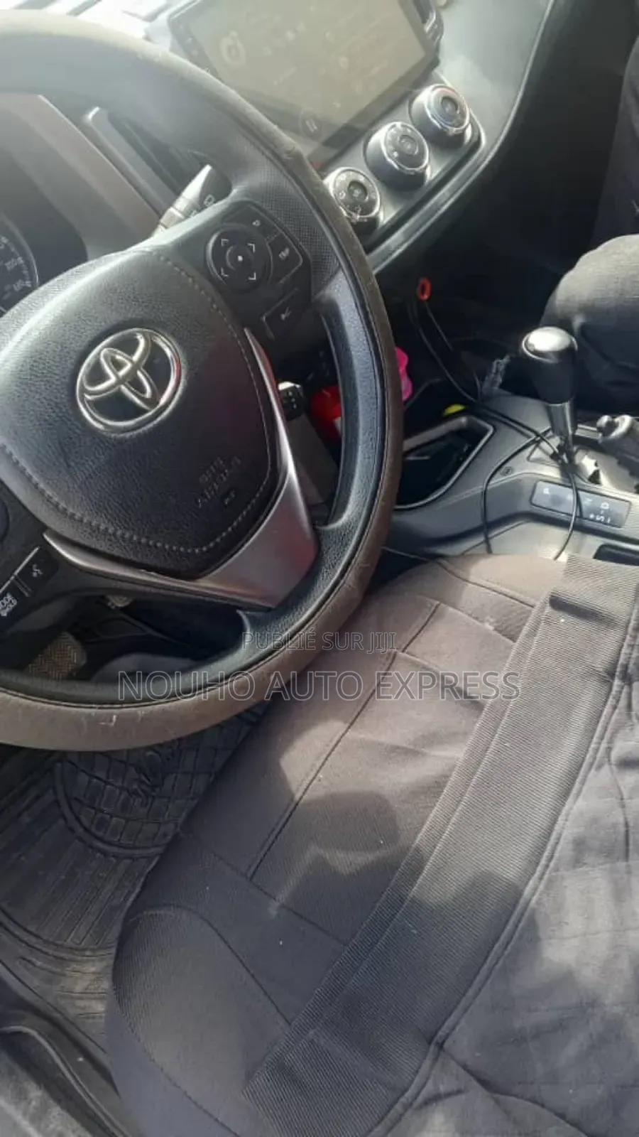 Toyota RAV4 2019 Gris