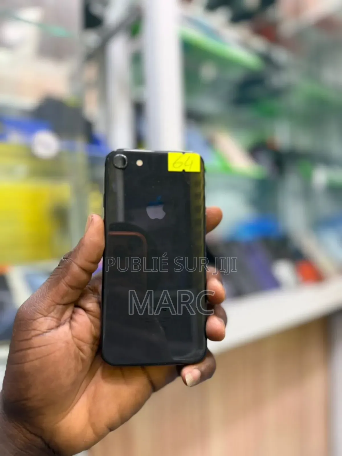 Nouveau Apple iPhone 8 64 GB Noir