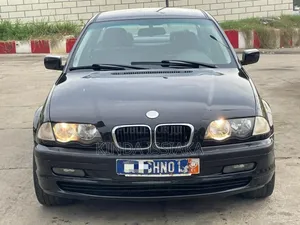 BMW 318i 2001 Noir
