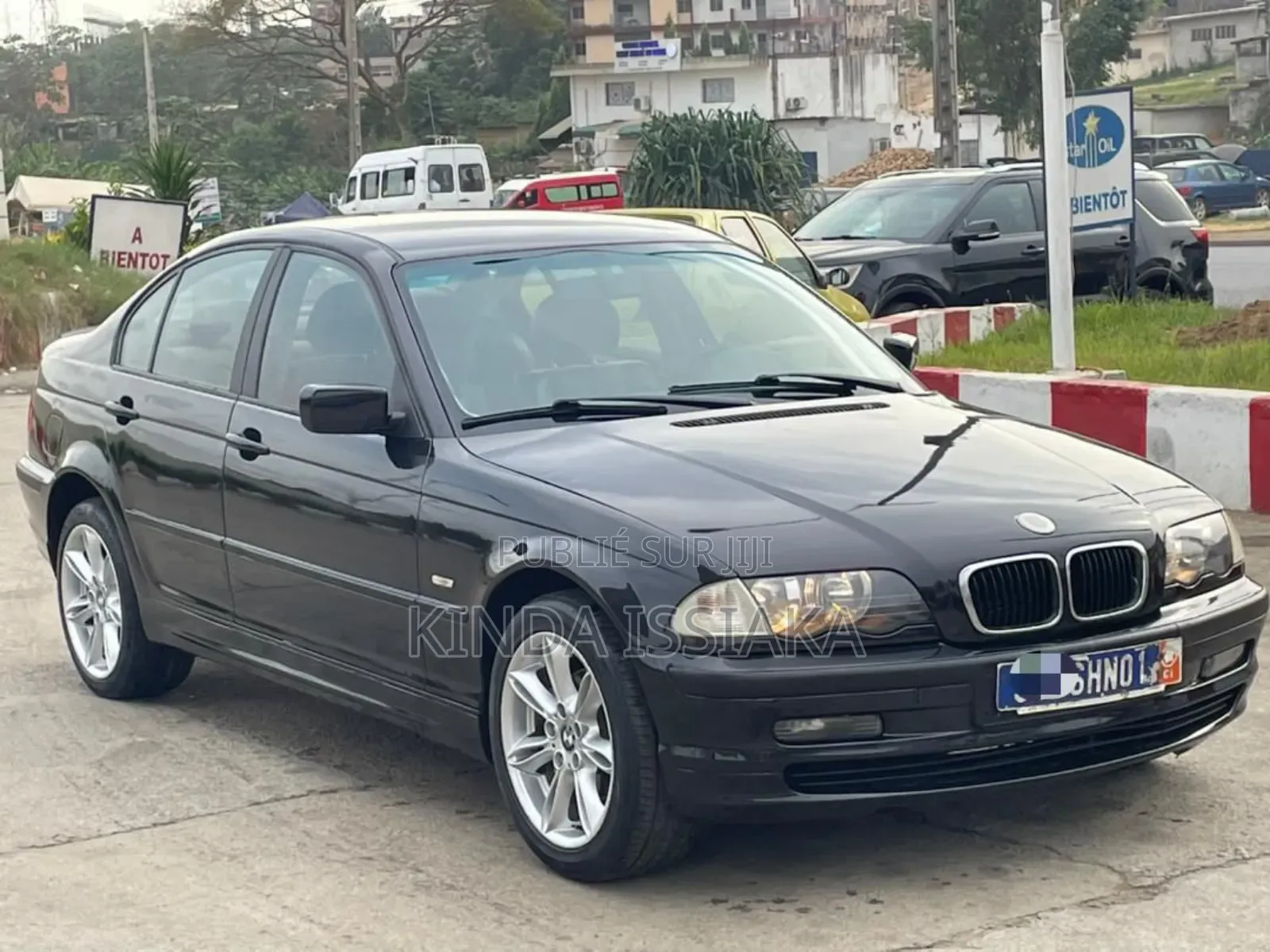 BMW 318i 2001 Noir