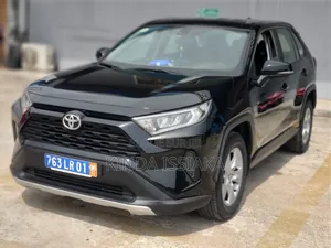 Toyota RAV4 LE AWD 2023 Noir