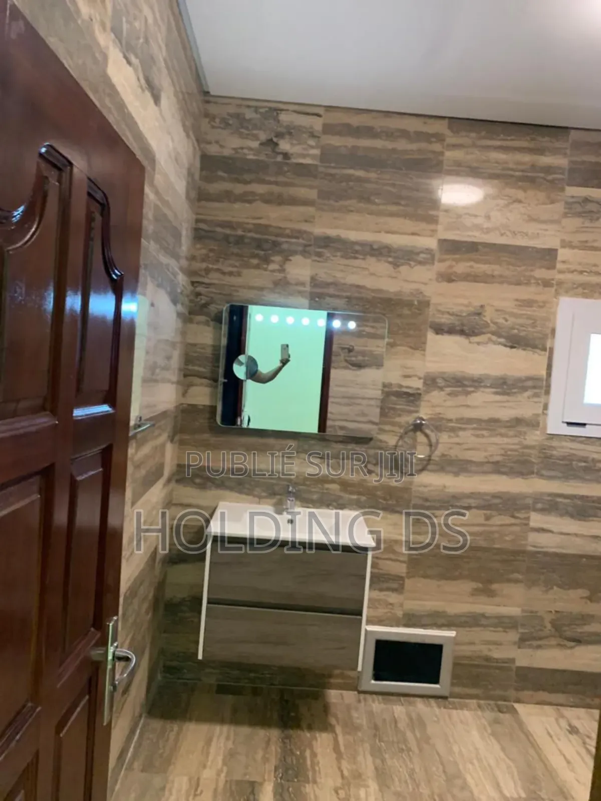 Furnished 5chbre Duplex dans Location Immobilière, Cocody à Louer