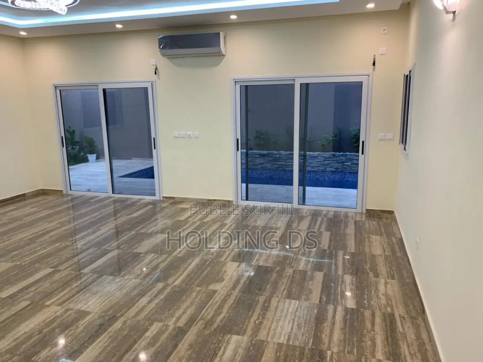 Furnished 5chbre Duplex dans Location Immobilière, Cocody à Louer