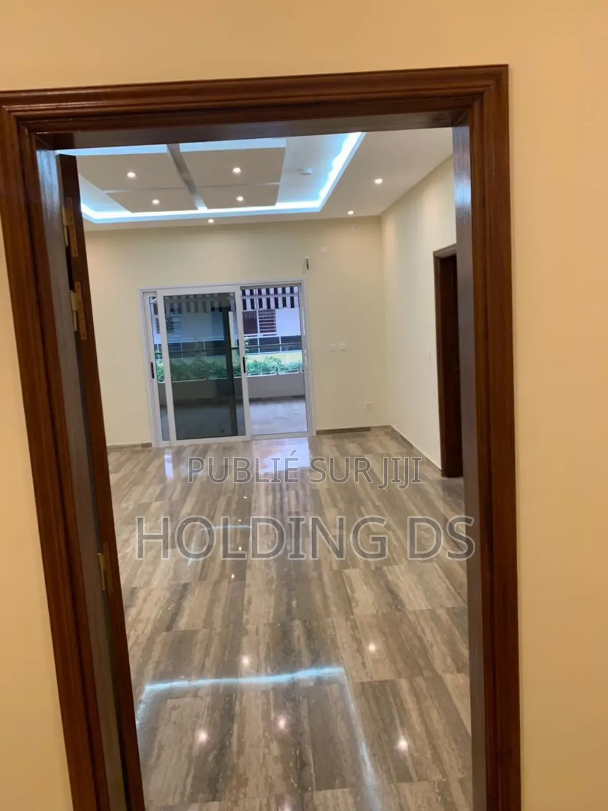 Furnished 5chbre Duplex dans Location Immobilière, Cocody à Louer