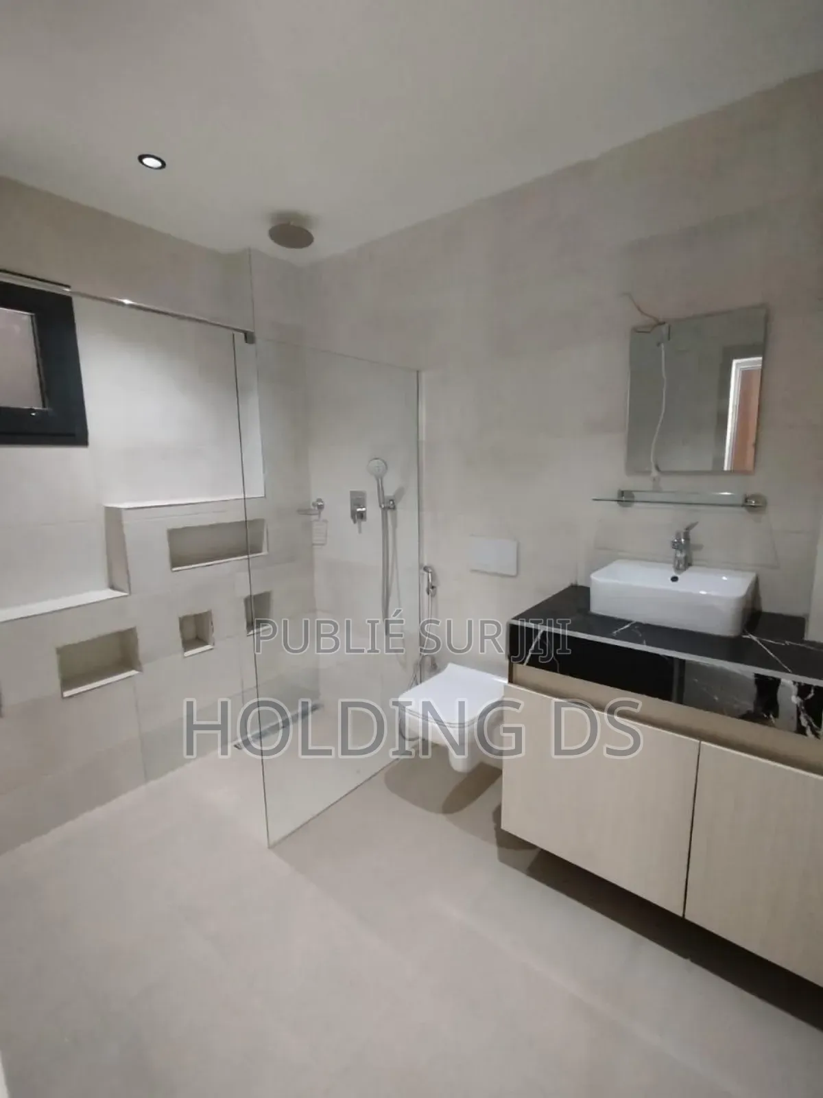 Furnished 5chbre Duplex dans Location Immobilière, Cocody à Louer