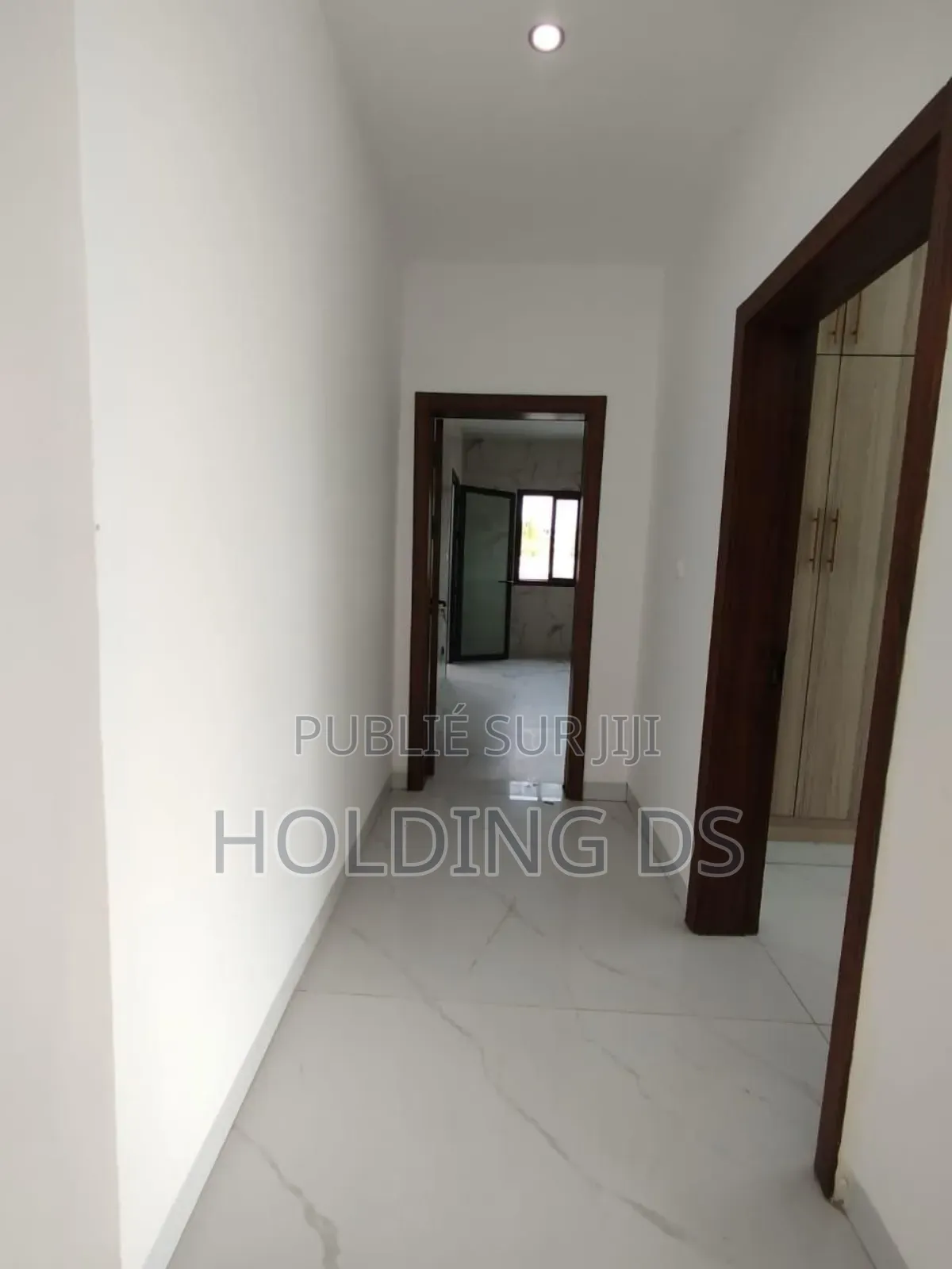 Furnished 5chbre Duplex dans Location Immobilière, Cocody à Louer