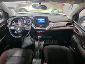 Suzuki Fronx 2024 Blanc cassé