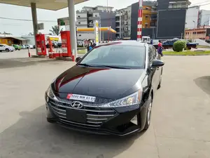 Hyundai Elantra 2020 Noir