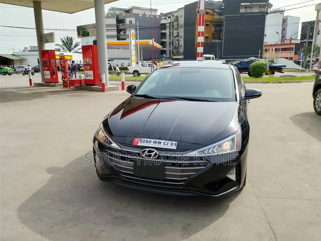 Hyundai Elantra 2020 Noir