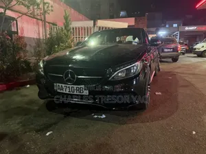 Mercedes-Benz C300 2018 Noir