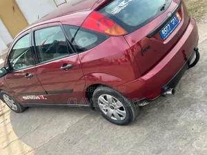 Ford Focus 2002 Rouge