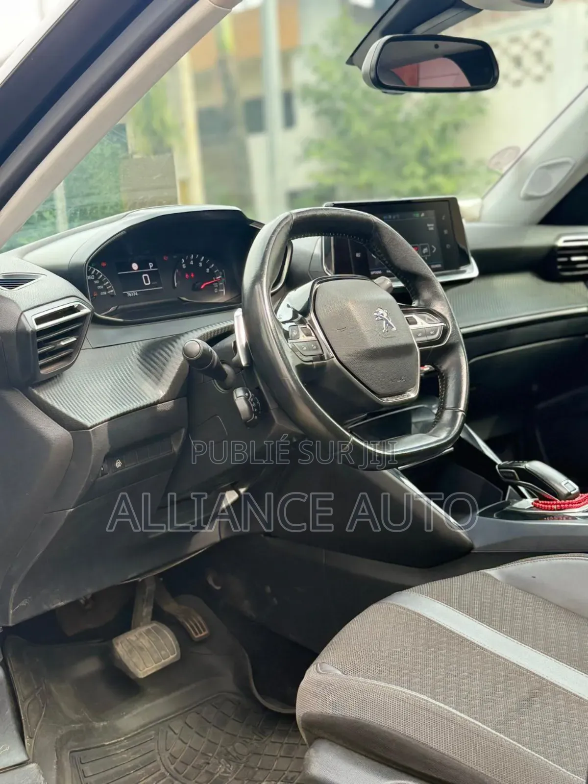 Peugeot 2008 2021 Gris