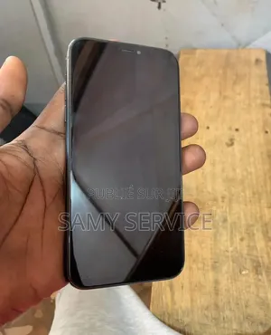 Nouveau Apple iPhone XR 128 GB Noir