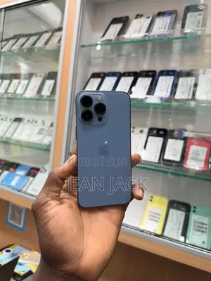 Nouveau Apple iPhone 13 Pro 128 GB Violet