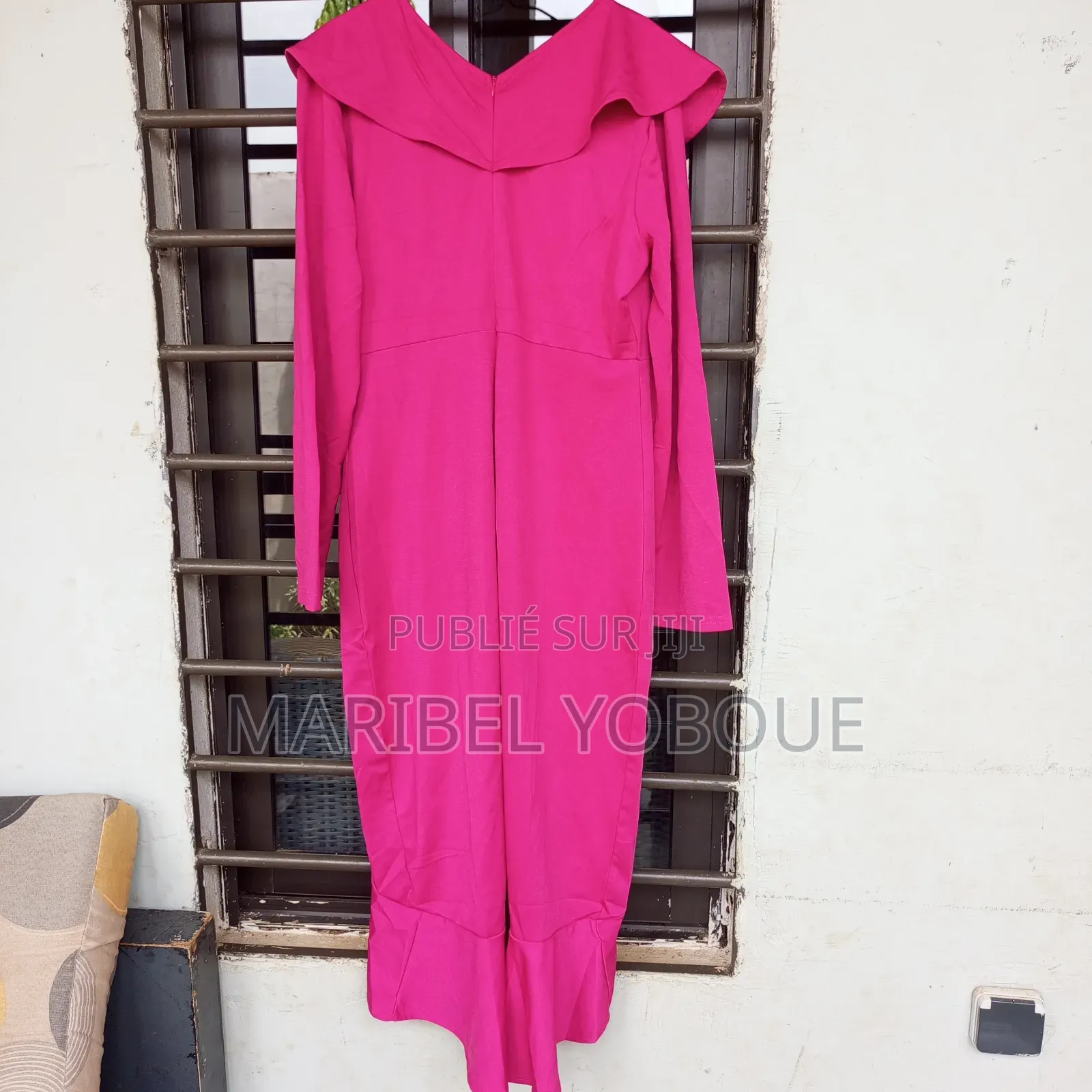 Robe De Soirée Sirène Fushia Élégance Et Volant (État Neuf)