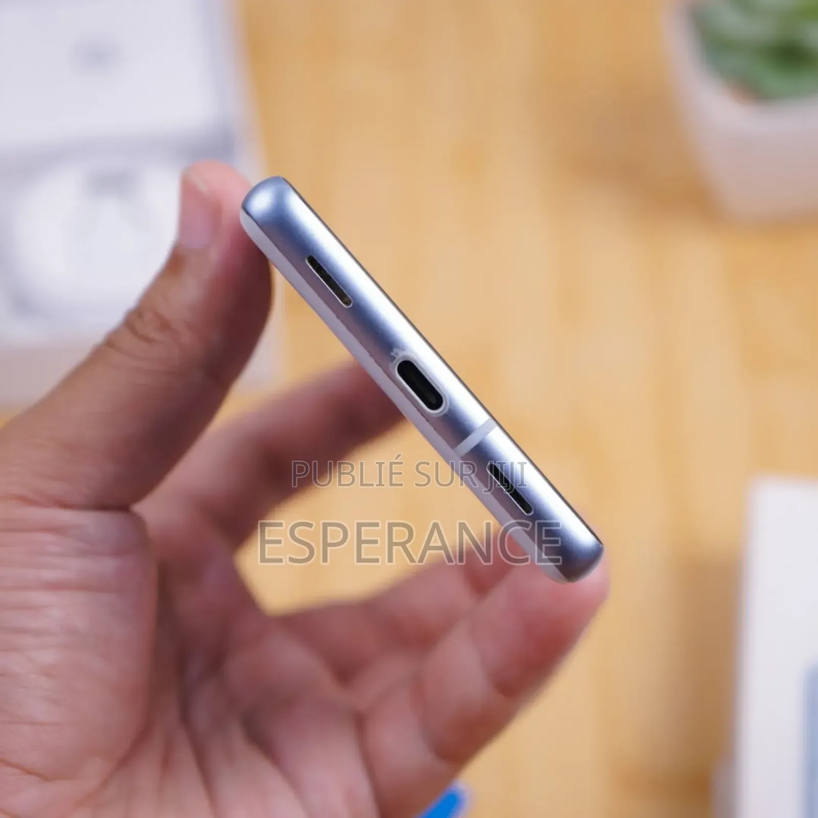 Nouveau Google Pixel 7a 128 GB Blanc