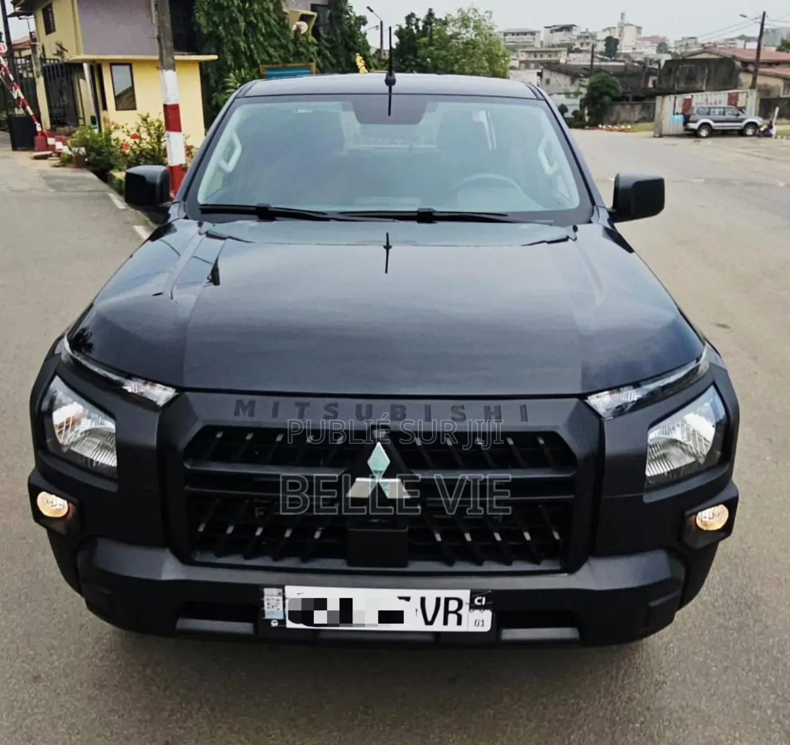 Mitsubishi L200 2025 Noir