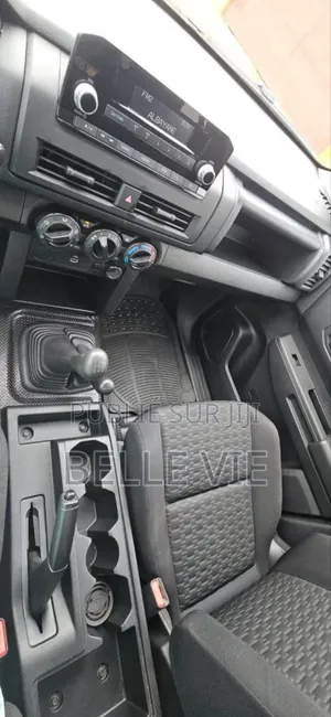 Mitsubishi L200 2025 Noir