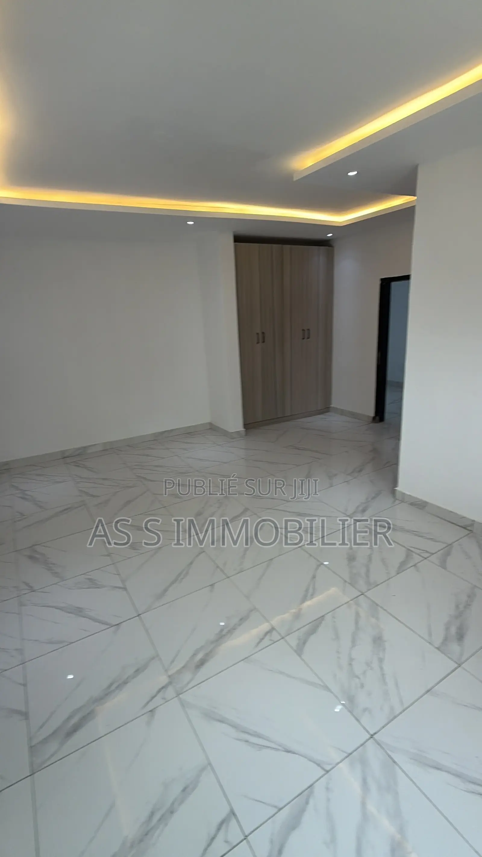 Triplex 7 Pieces Nouveau Chu Base Cie