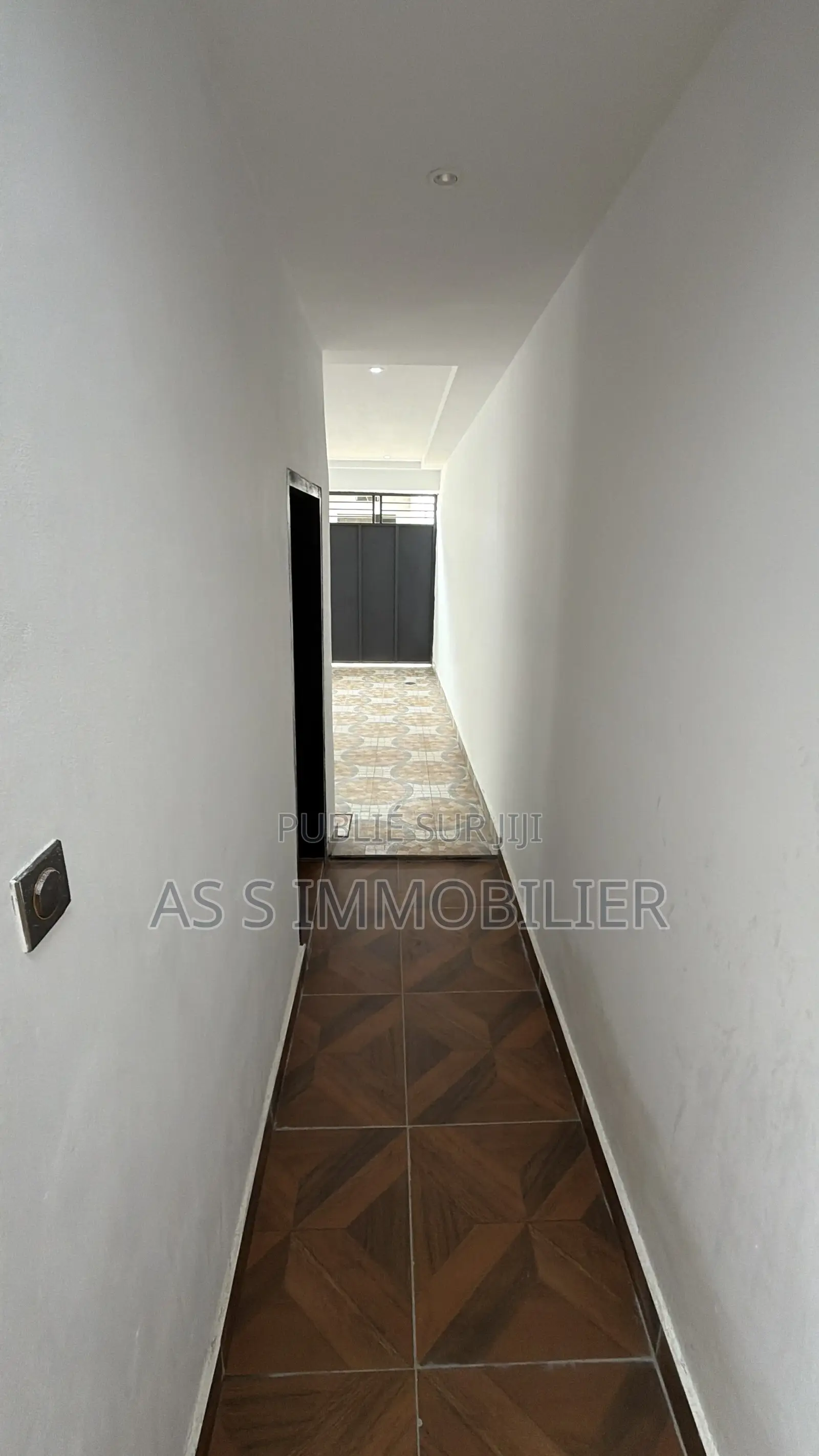 Triplex 7 Pieces Nouveau Chu Base Cie